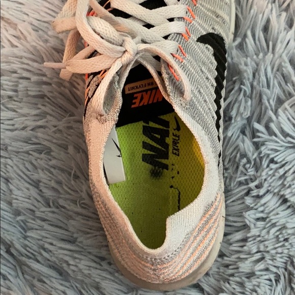 Nike Free Run Flynit - Picture 3 of 3